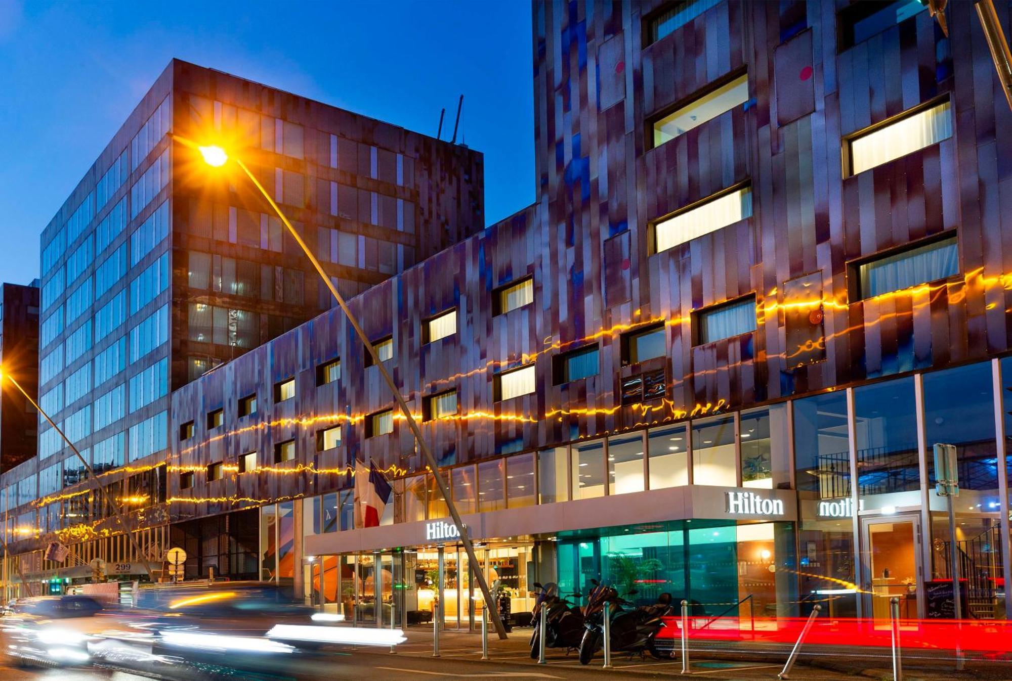 Hilton Lille Hotel Exterior photo